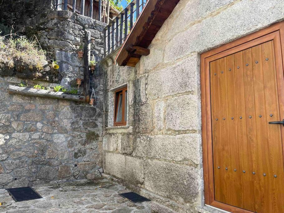 Villa Petra'S House Geres Exterior foto