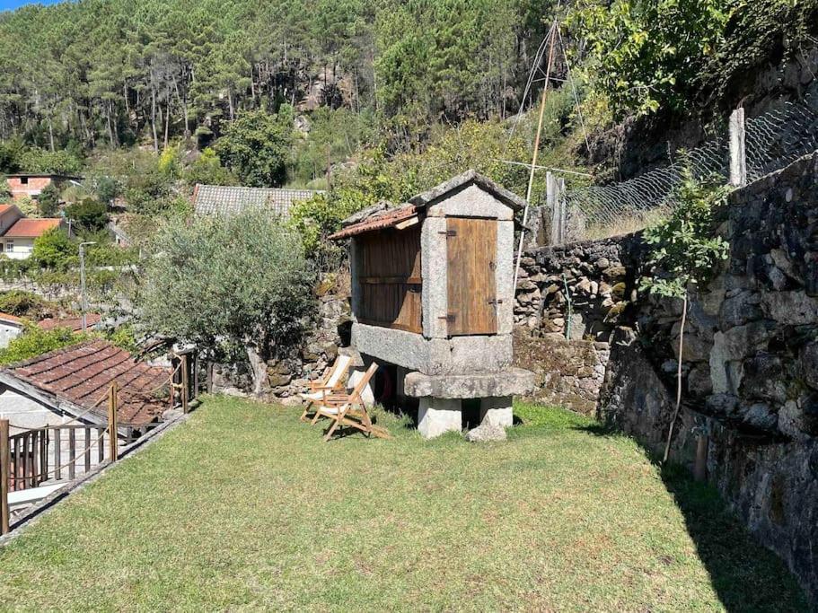 Villa Petra'S House Geres Exterior foto